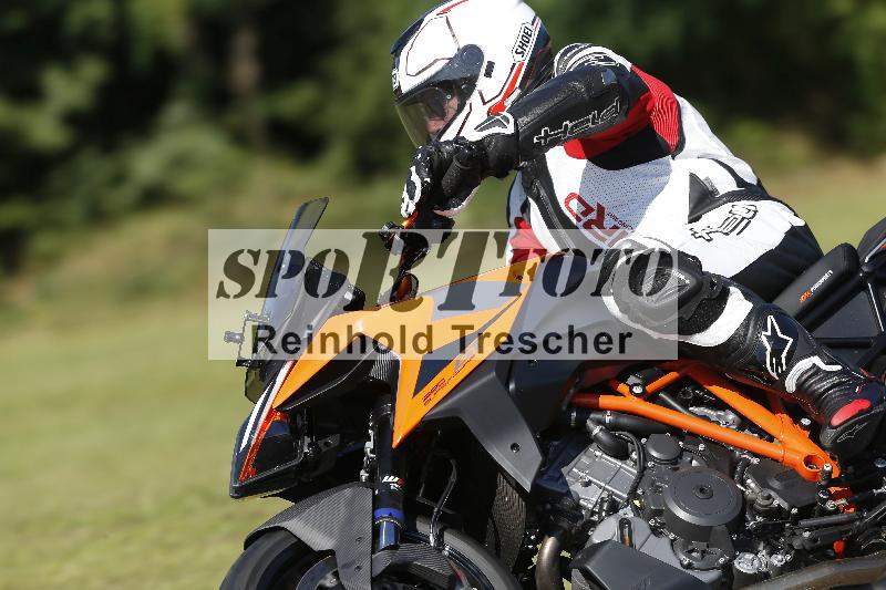 /Archiv-2024/56 10.08.2024 Plüss Moto Sport ADR/Einsteiger/17